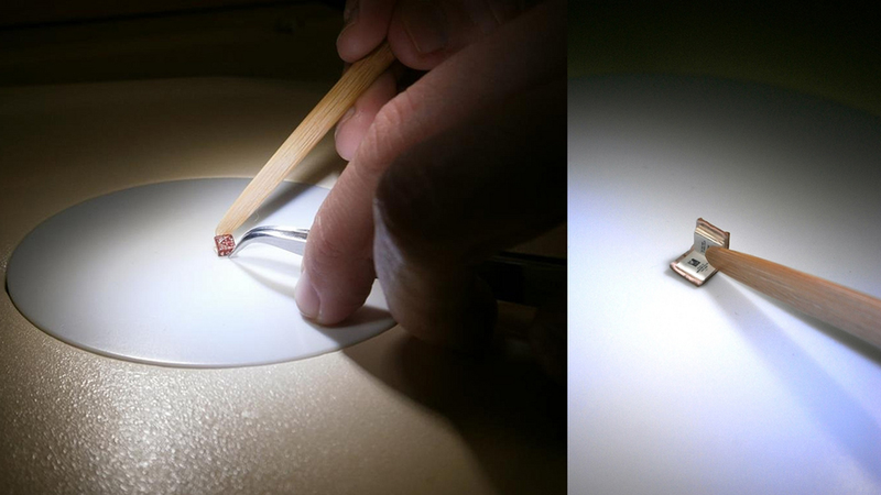 Illustration for article titled How a Librarian Figured Out What Was Written in This Microscopic Book